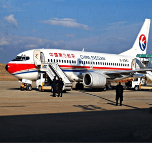 大连航空运输航空快运业稳步发展的原因是什么？